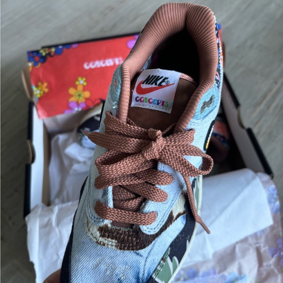 NIKE AIRMAX| 1SP Concepts Heavy 8 (women's) - Picture 4 of 7